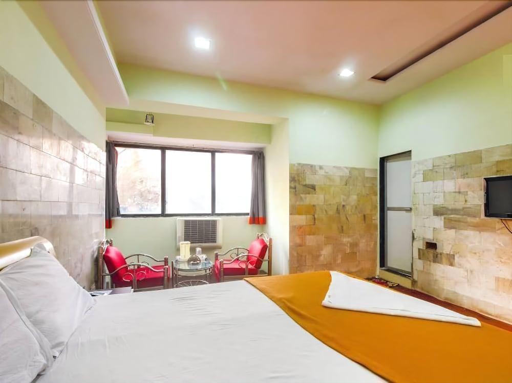 Hotel Evergreen Bombay Esterno foto
