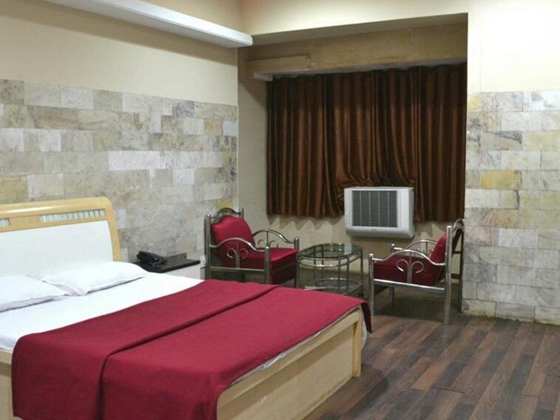 Hotel Evergreen Bombay Esterno foto
